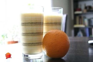 Koktajl pomarańczowo-jajeczny