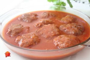 Kotlety mielone w sosie pomidorowym