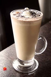 Orzechowa kawa frappe