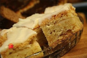 Waniliowe ciasto z jabłkiem