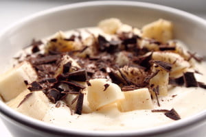 Banana w kremie twarogowym z czekoladą