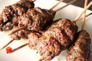 Szaszłyki z mięsa mielonego