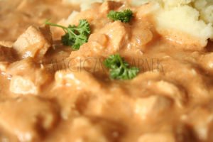 Piersi kurczaka w ostrym sosie