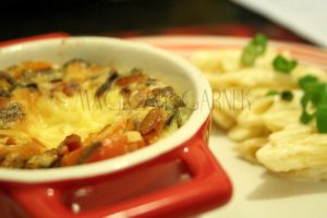 Jaja z foremek z pomidorami