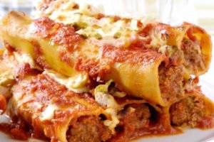 Cannelloni z mięsnym farszem